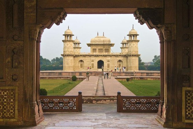 Private Taj Mahal Sunrise Tour From Delhi by Car - Booking Details and Policies