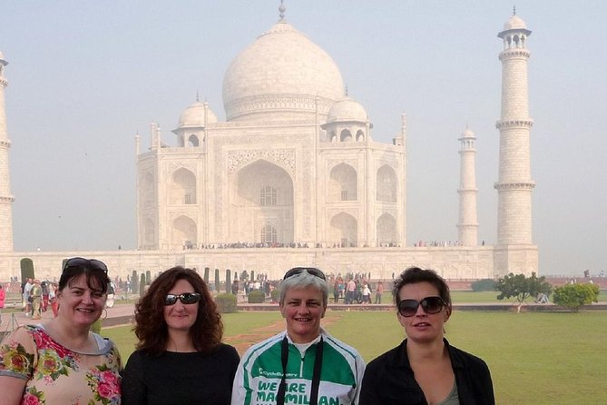 Private Taj Mahal Tour With Well Knowledgeable Guide - Accessibility and Reviews