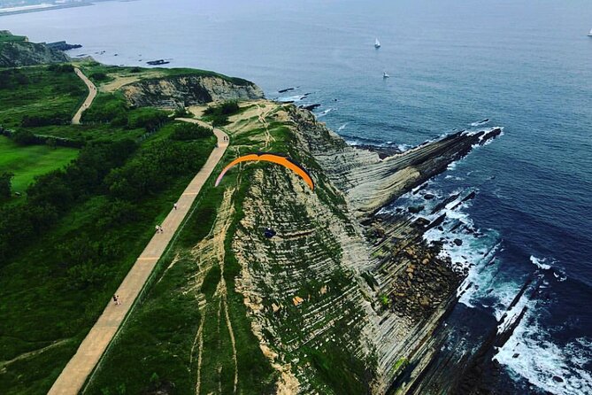 Private Tandem Paragliding Flight in Bizkaia - Safety and Accessibility Considerations
