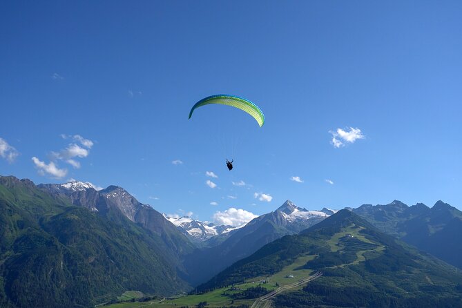 Private Tandem Paragliding Zell Am See - Necessary Gear and Equipment