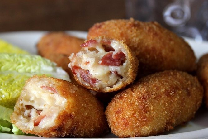 Private Tapas Walking Tour in Barcelona Old Town and Flamenco Show - Tour Overview and Highlights