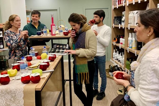 Private Tasting of Olive Oil in Córdoba - Accessibility and Participation