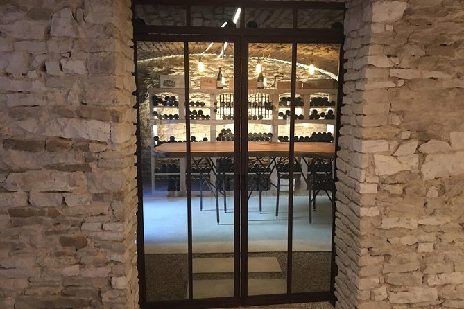 Private Tasting - Vosne Confidential - Participant Group and Accessibility