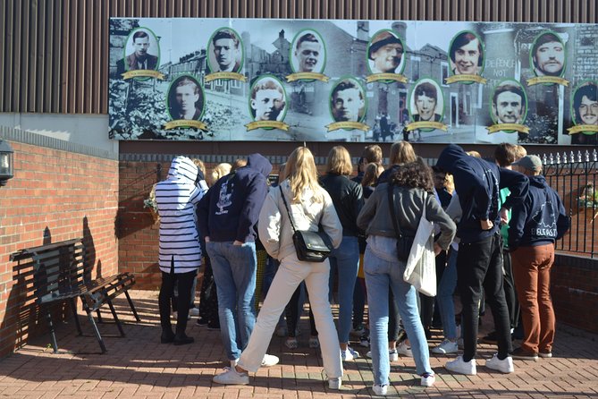 Private Taxi 2hrs Tour and Guide Murals and Political History - Meeting and Pickup Information