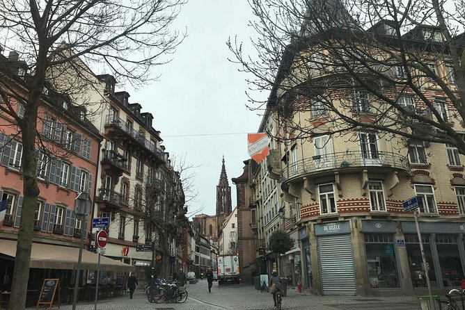 Private Taxi Driver Lyon-Saint Exupéry Airport Strasbourg - Important Information to Note