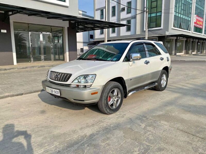 Private Taxi From Phnom Penh to Sihanoukville - Vehicle Options and Comfort