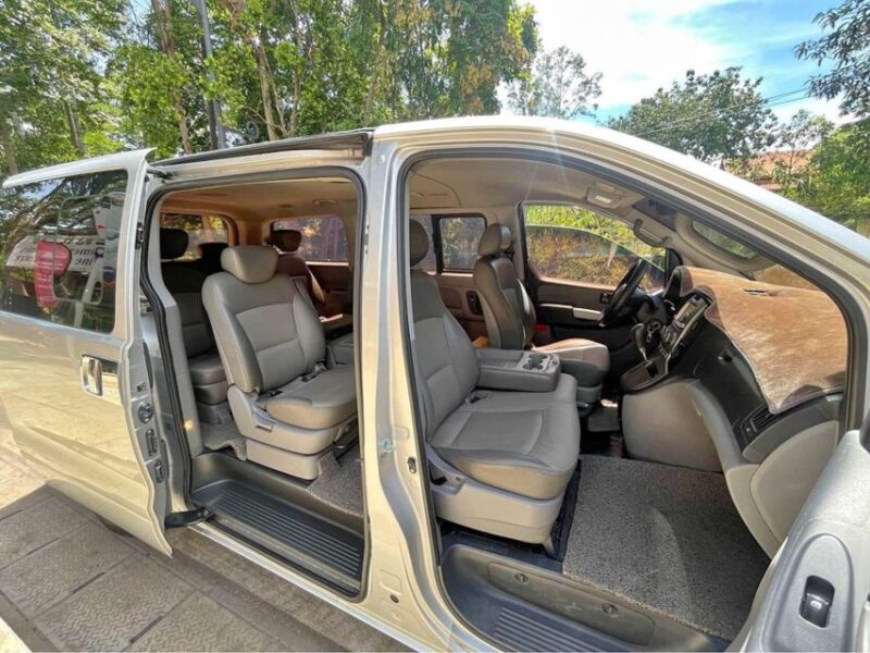 Private Taxi From Phnom Penh to Sihanoukville - Driver Experience and Insights