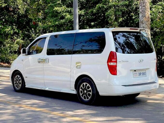 Private Taxi From Phnom Penh to Sihanoukville - Recommended Stops and Activities