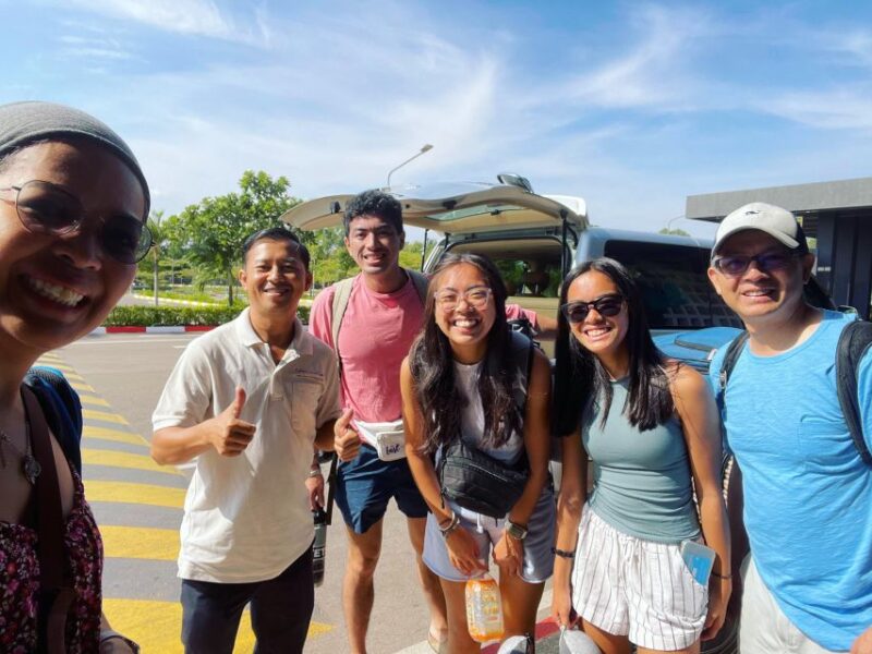 Private Taxi Phnom Penh to Siem Reap - Vehicle and Driver Details