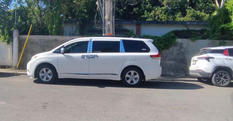 Private Taxi Transfer Cabarete to Airport Puerto Plata - Vehicle and Comfort
