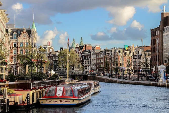 Private Taxi Transfer From Cruise Port in Amsterdam to a Hotel in Amsterdam - Luggage and Accessibility