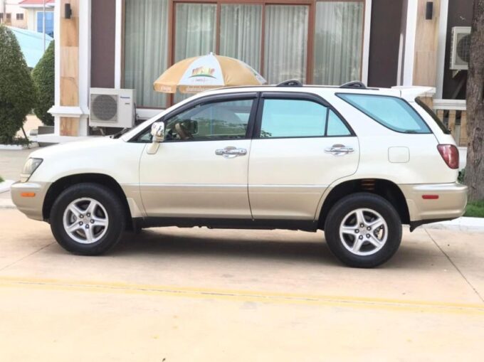 Private Taxi Transfer From Phnom Penh to Siem Reap - Optional Attraction Stops