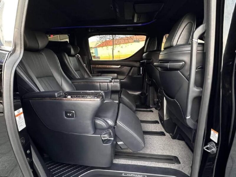 Private Taxi Transfer From Sihanouk Vile to Siemreap City - Experience and Highlights