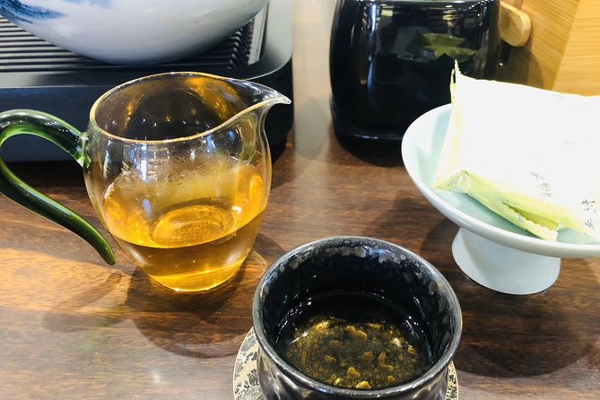 Private Tea Ceremony and Tea Market Half Day Tour in Guangzhou - Guided Tour of Tea Market