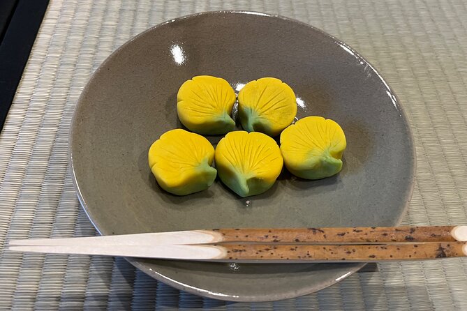 Private Tea Ceremony Experience in Hiroshima - Enjoying the Japanese Traditional Sweets and Snacks