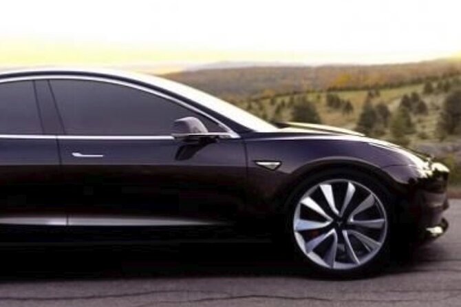 Private Tesla Transfer From Phoenix Airport to All Hotels - Accessibility and Additional Information