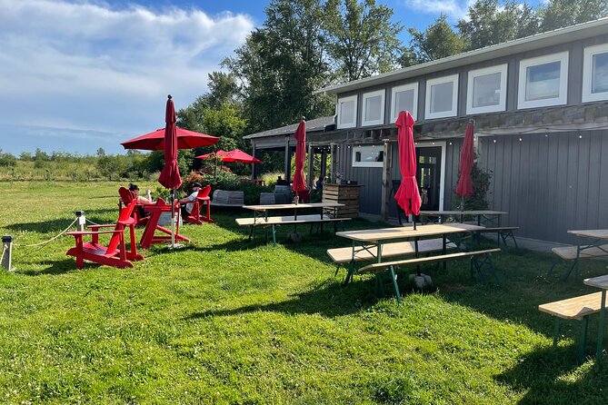Private Tesla Wine & Cidery Tour & Lunch - Expert-Led Tour Through BC Vineyards
