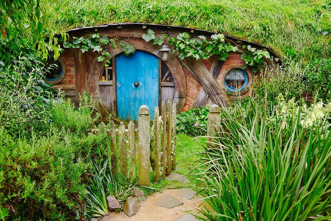 Private The Hobbiton Tour - Auckland Tour House - Visiting Hobbiton