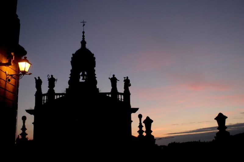 Private Theatricalized Tour: Witches Out! - Different Perspectives of Tradition