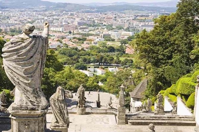 Private Tour 3 Days Fatima-Aveiro-Porto-Guimaraes-Braga-Santiago De Compostela - Reviews and Ratings