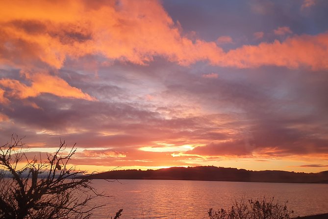 Private Tour [3 Days]: Huka Falls, Lake Taupō, Napier, Art Deco, Cape Kidnappers - Māori Rock Carvings Cruise