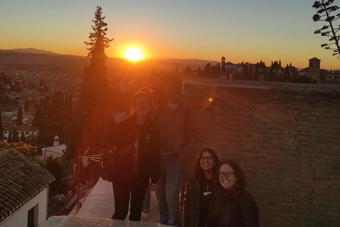 Private Tour: 4 Cultures, Granada in Depth - Discovering Albaicin