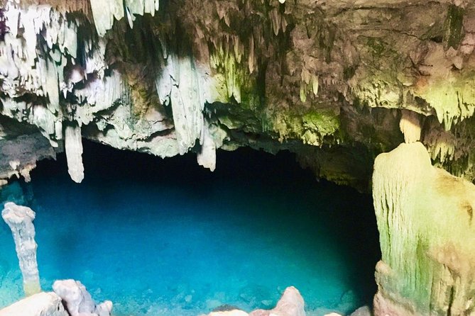 Private Tour 4 Days 3 Nights Komodo on Boat, Waterfall and Rangko Cave - Getting to Labuan Bajo