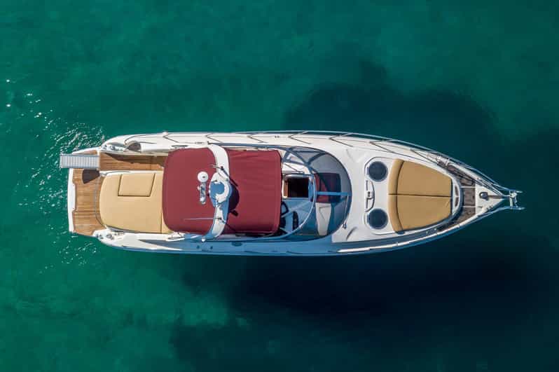 PRIVATE TOUR - Experience and Customization