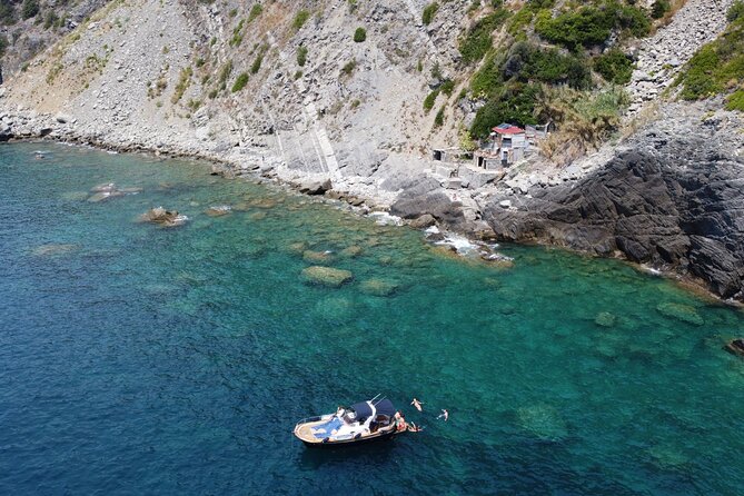 Private Tour 5 Terre - Operating Hours