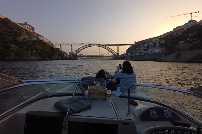 Private Tour 6 Bridges and Douro 2h Opt. Sunset, Group Price up to 6px - Additional Info