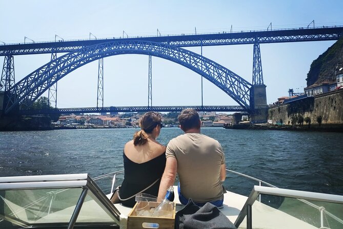 Private Tour 6 Bridges and Douro 2h Opt. Sunset, Group Price up to 6px - Cancellation Policy