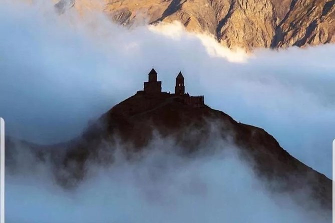 Private Tour Ananuri-Kazbegi-Gudauri - Gergeti Trinity Church