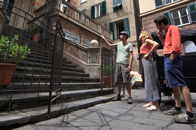 Private Tour and Lunch in a Typical Restaurant in Old Town - Booking Information