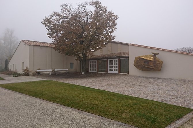 Private Tour and Visits on the Medoc Castle Route (Luxury Minivan) - Booking Information