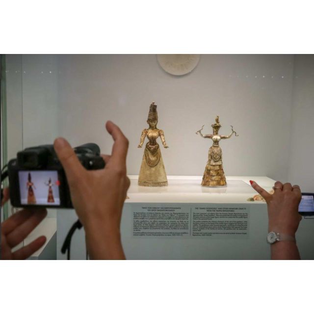 Private Tour: Archeological Museum of Heraklion - Frequently Asked Questions