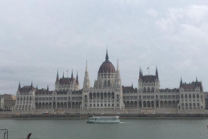 Private Tour Around Budapest - Heroes Square