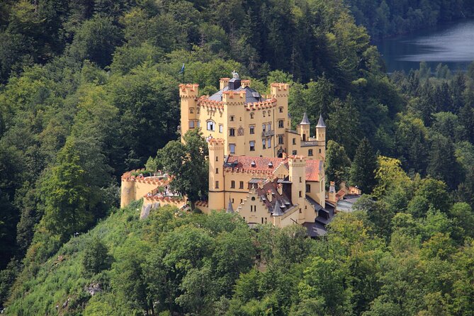 Private Tour at Neuschwanstein And Linderhof Palaces From Munich - Private Vehicle and Guides