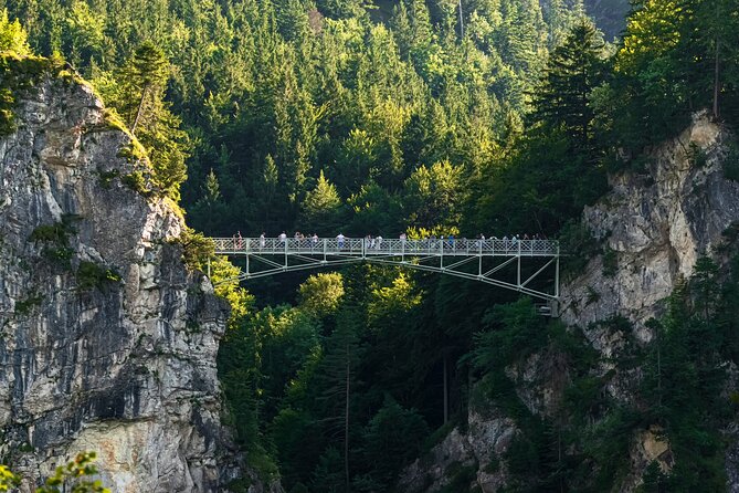 Private Tour at Neuschwanstein And Linderhof Palaces From Munich - Additional Considerations