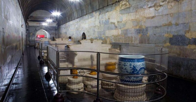 Private Tour: Badaling Great Wall and Dingling at Ming Tombs - Inclusions