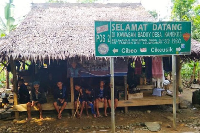 Private Tour Baduy Village - Local Shopping Opportunities