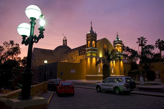 Private Tour: Barranco Sightseeing Tour Including Osma Museum, Dedalo Store and the Bridge of Sighs - Visiting the Pedro De Osma Museum