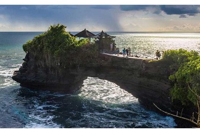 Private Tour Bedugul Temple-Jatiluwih-Taman Ayun&Tanah Lot Sunset - Taman Ayun Temple