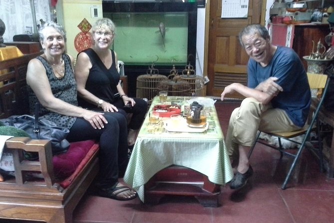 Private Tour-Beijing Hutong Foodie and Seal Carving Experience - Customer Reviews Snapshot