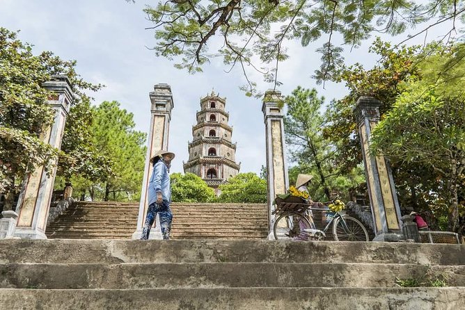 Private Tour: Best of Hue City Sightseeing - Tu Duc Tomb and Crafts Village