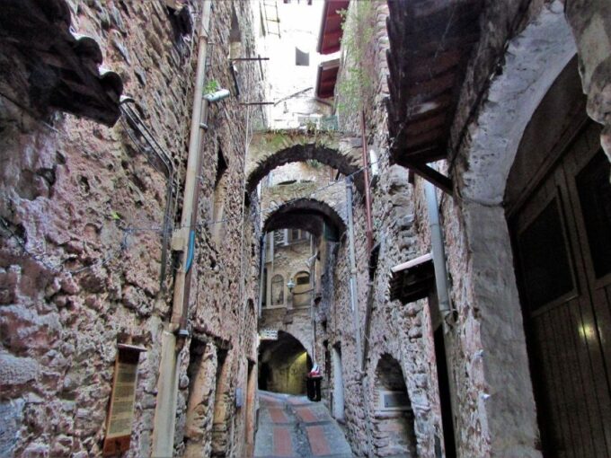 Private Tour: Best of Italian Riviera San Remo & Dolce Aqua - Monets Immortalized Dolce Acqua