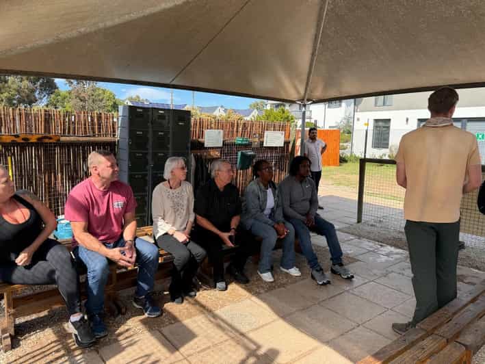 Private Tour: Cape Town Wildlife -Watch Lion Feeding Session - Wildlife Encounters