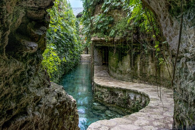 Private Tour Cenotes of Mucuyche & Santa Barbara in One Day - Exploring the Plantation
