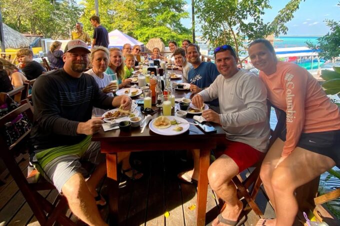 Private Tour: Chacchoben Mayan Ruins and Bacalar Lagoon Boat - Transportation and Duration