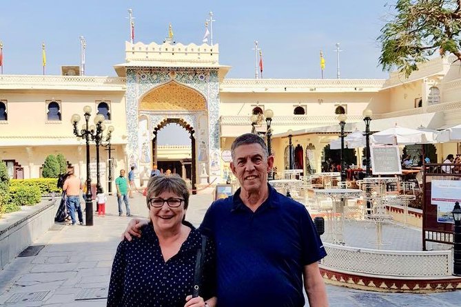 Private Tour: City Palace and Jagdish Temple in Udaipur - Sites Included