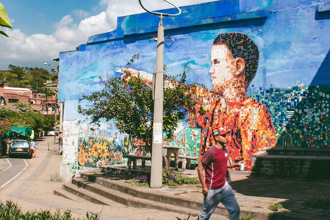 Private Tour: Community Immersion at the Moravia Barrio in Medellin - Key Points
